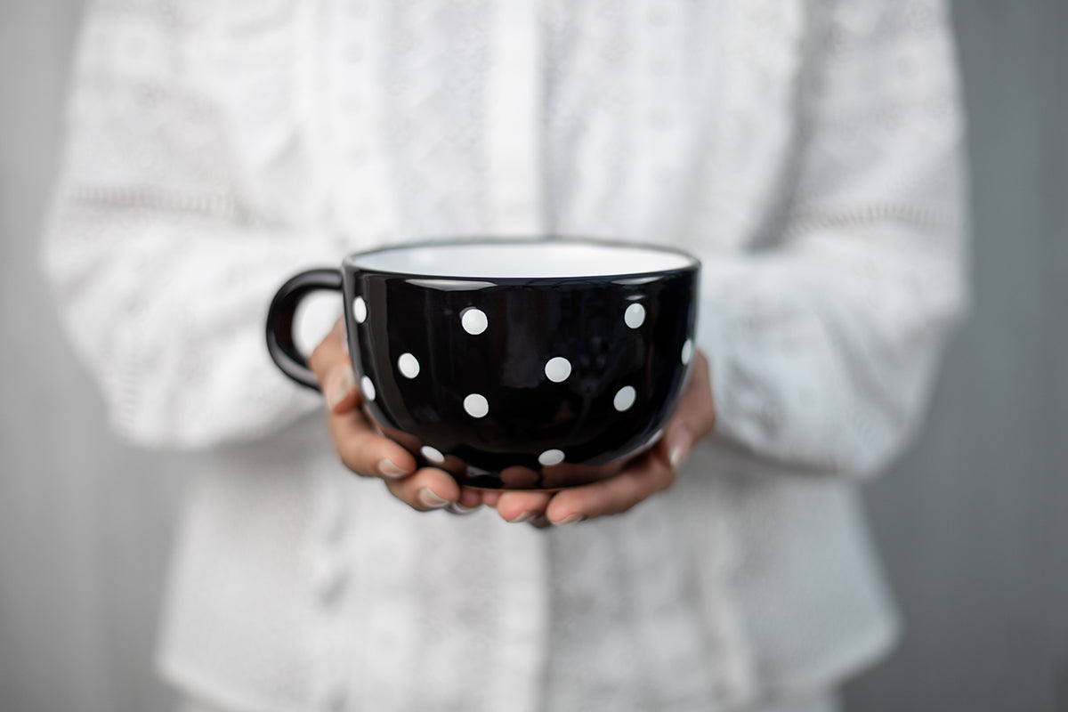 Large Coffee Mug Pottery Soup Mug Stoneware Coffee Mug, White and Black  Polka Dot, EXTRA LARGE Mug, Handmade Ceramic Cute Mug 