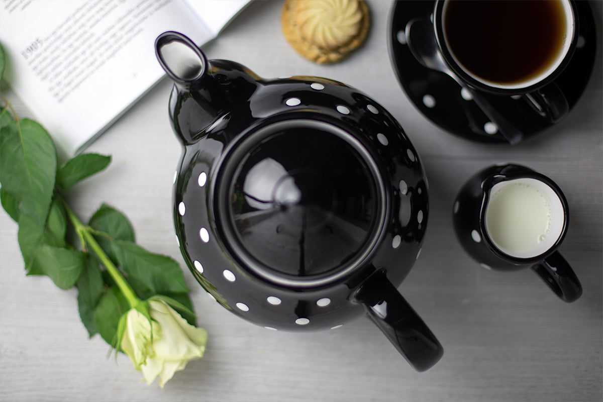 Black And White Polka Dot Spotty Large Handmade Hand Painted Ceramic Teapot with Handle 60 oz / 1.7 l