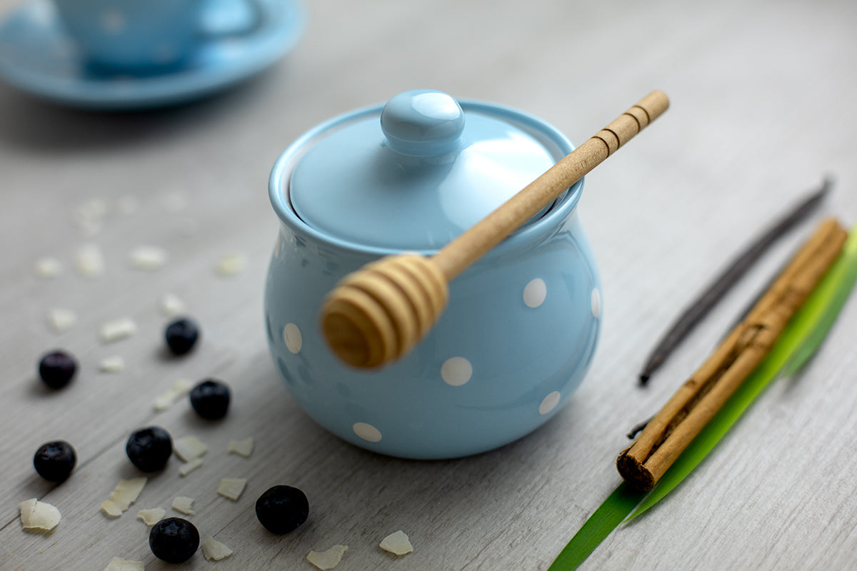 City to Cottage Ceramic Sugar Bowl with Lid, 10oz Sugar Contanier for Coffee Bar, Sugar Dispenser Bowl, Salt - Condiment Pot for Kitchen Counter, Handcrafted Sky Baby Blue Polka Dot Sugar Jar
