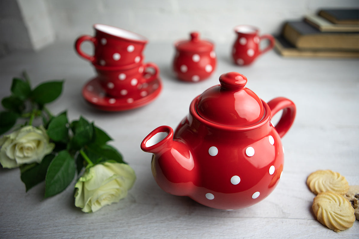 Red And White Polka Dot Pottery Handmade Hand Painted Ceramic Teapot Milk Jug Sugar Bowl Set With Two Cups and Saucers