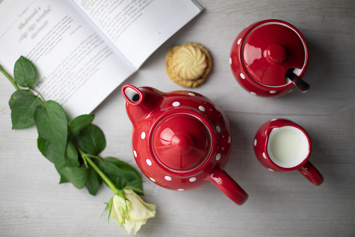 Red And White Polka Dot Pottery Handmade Hand Painted Ceramic Teapot Milk Jug Sugar Bowl Set With Two Cups and Saucers