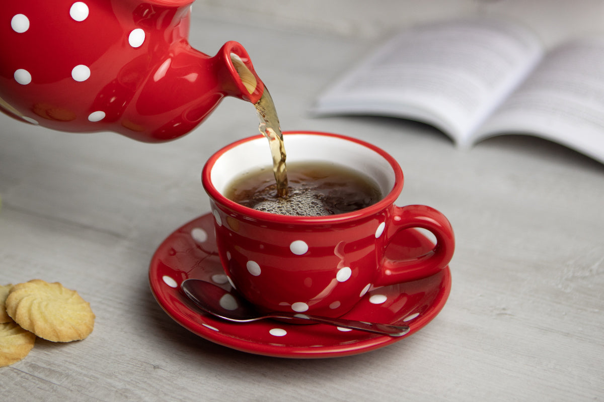Red And White Polka Dot Pottery Handmade Hand Painted Ceramic Teapot Milk Jug Sugar Bowl Set With Two Cups and Saucers