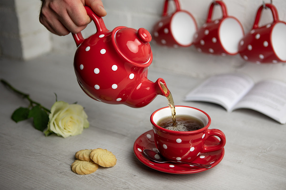 Red And White Polka Dot Pottery Handmade Hand Painted Ceramic Teapot Milk Jug Sugar Bowl Set With Two Cups and Saucers
