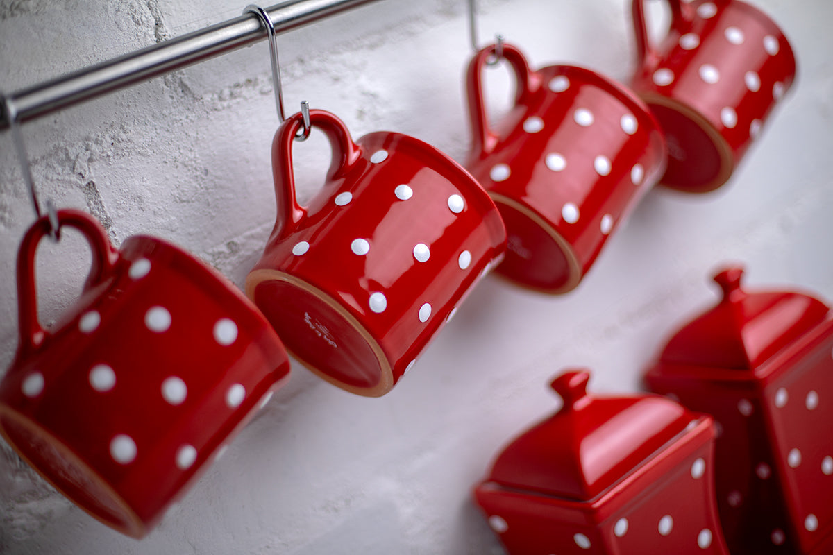 Red And White Polka Dot Spotty Handmade Hand Painted Ceramic Extra Large 17.5oz-500ml Hot Chocolate Coffee Tea Mug