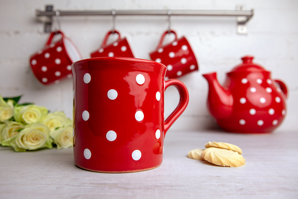 Red And White Polka Dot Spotty Handmade Hand Painted Ceramic Extra Large 17.5oz-500ml Hot Chocolate Coffee Tea Mug