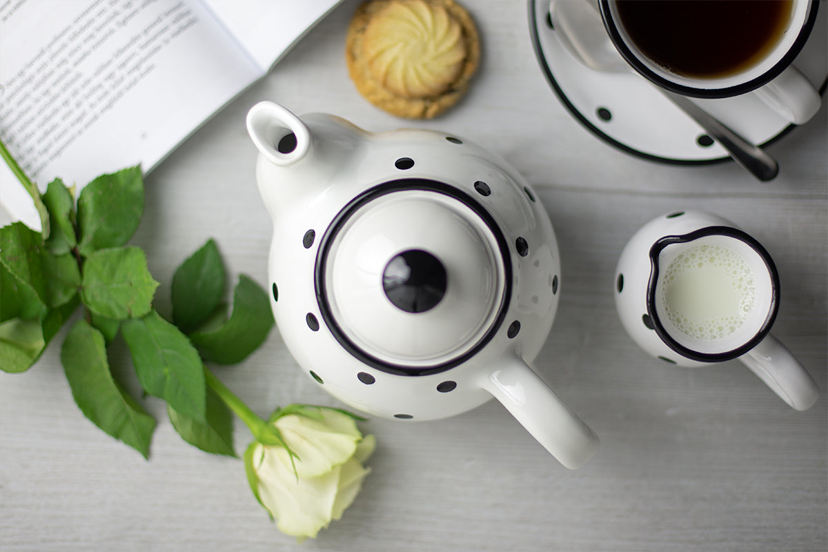 White and Black Polka Dot Pottery Handmade Hand Painted Ceramic 2-3 Cup Teapot 26 oz / 750ml