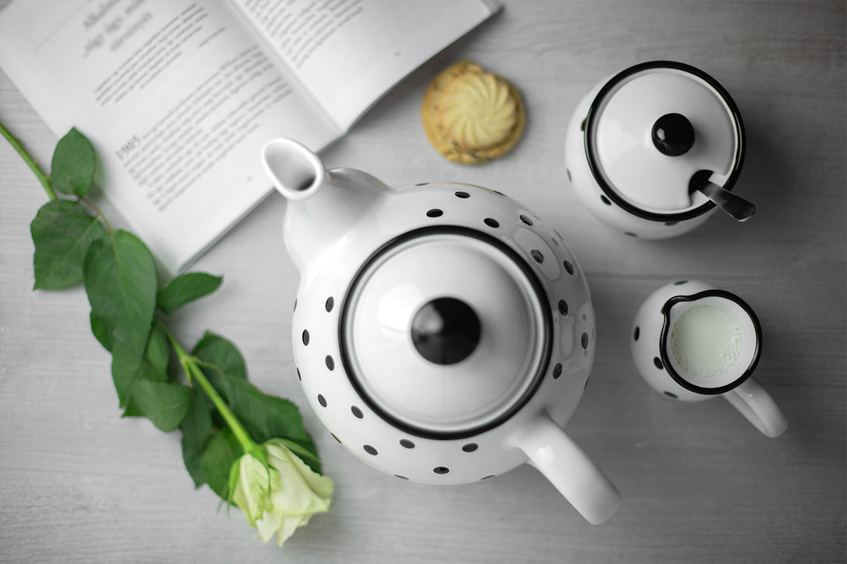 White And Black Polka Dot Spotty Handmade Hand Painted Ceramic Large Teapot Milk Jug Sugar Bowl Set With 4 Cups and Saucers