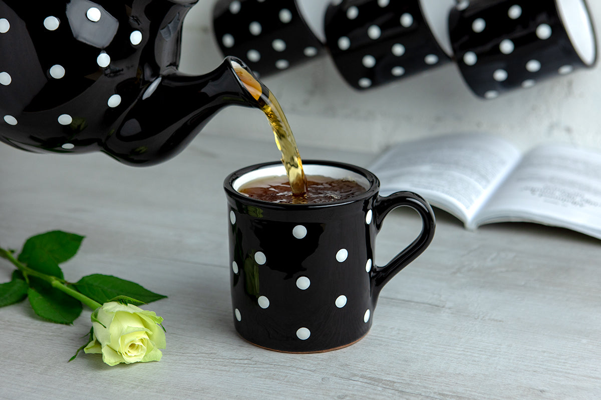 Black And White Polka Dot Spotty Handmade Hand Painted Ceramic Extra Large 17.5oz-500ml Hot Chocolate Coffee Tea Mug