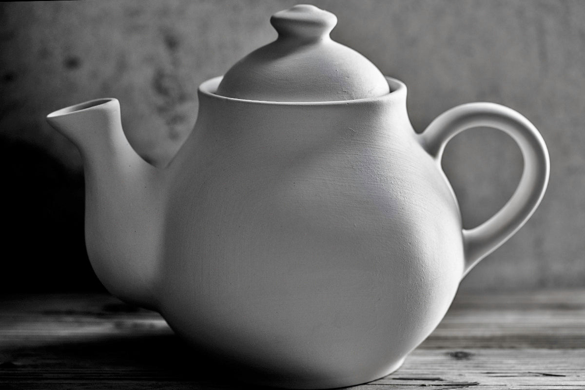 White And Black Polka Dot Spotty Large Handmade Hand Painted Ceramic Teapot with Handle 60 oz / 1.7 l